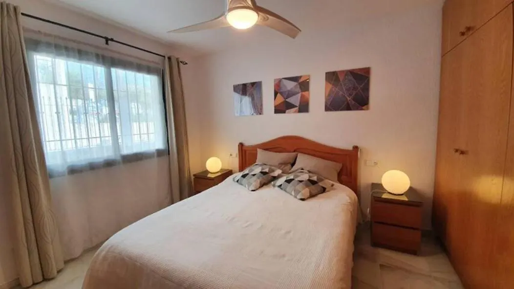 Appartement Pueblo Del Parque Avec Belle Terrasse Benalmadena Apartment